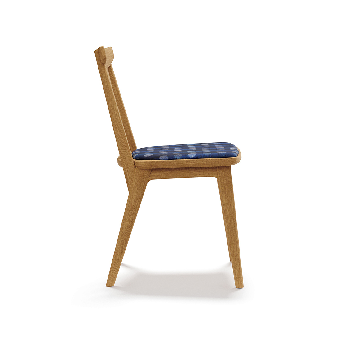 03_AKITSUKIチェア_真横