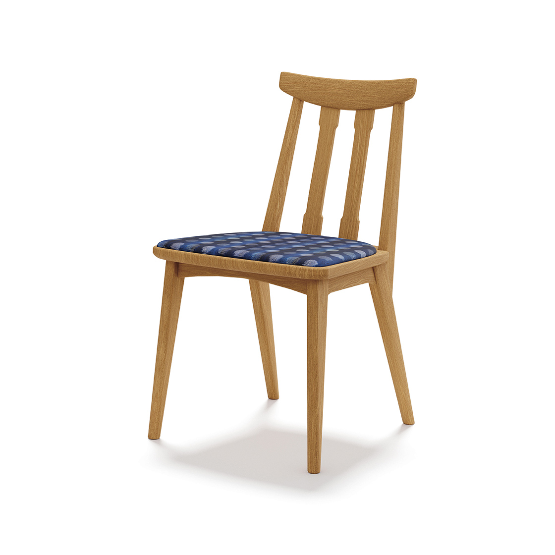 05_AKITSUKIチェア_斜め前